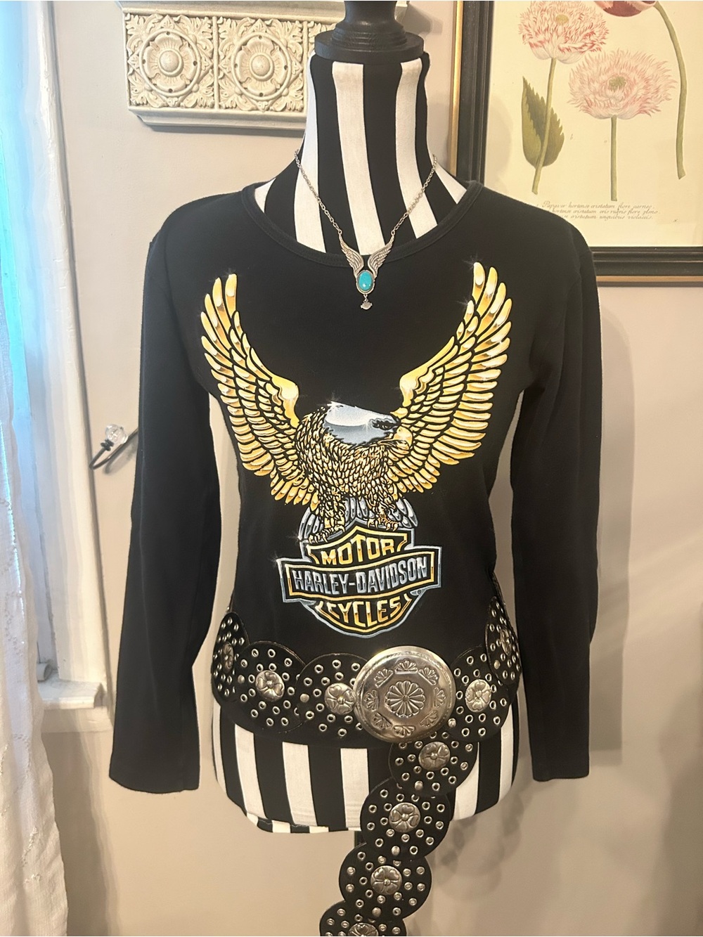 Vintage Black Harley Davidson long sleeve shirt with eagle graphic
